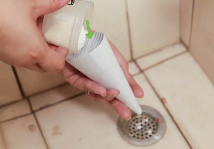 Tại sao muối có khả năng thông cống